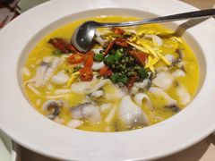 金汤酸菜鱼-吕氏疙瘩汤·新派鲁菜(欢乐汇店)