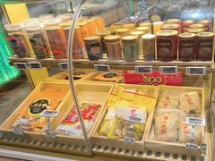-上海市长春食品商店(淮海中路店)
