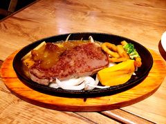 -玛格萝妮(汇智国际商业中心店)
