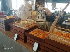 -武汉世茂希尔顿酒店·汇·全日餐厅
