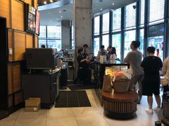 -星巴克臻选(惠州华贸天地1楼店)