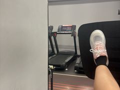 -乐刻运动健身(同曦假日百货店)