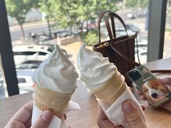 -麦当劳(展览路店)