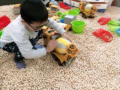 -Lilliput粒粒堡亲子餐厅(置汇旭辉店)