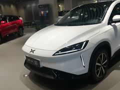 -小鹏汽车体验中心(苏州龙湖狮山天街店)