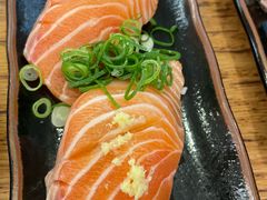 -元祖ぶっち切り寿司 魚心(三宫店)