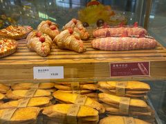 -面包新语(融创茂店)