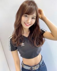 -变画·发型STUDIO