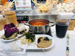 -百品聚旋转火锅(号外店)