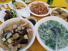 -侬佳蒸菜馆(听潮店)