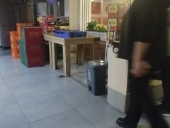 -毛辣果·贵州红酸汤牛肉火锅(西单店)