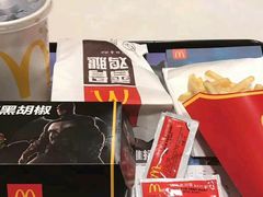 -麦当劳(百联西郊购物中心店)
