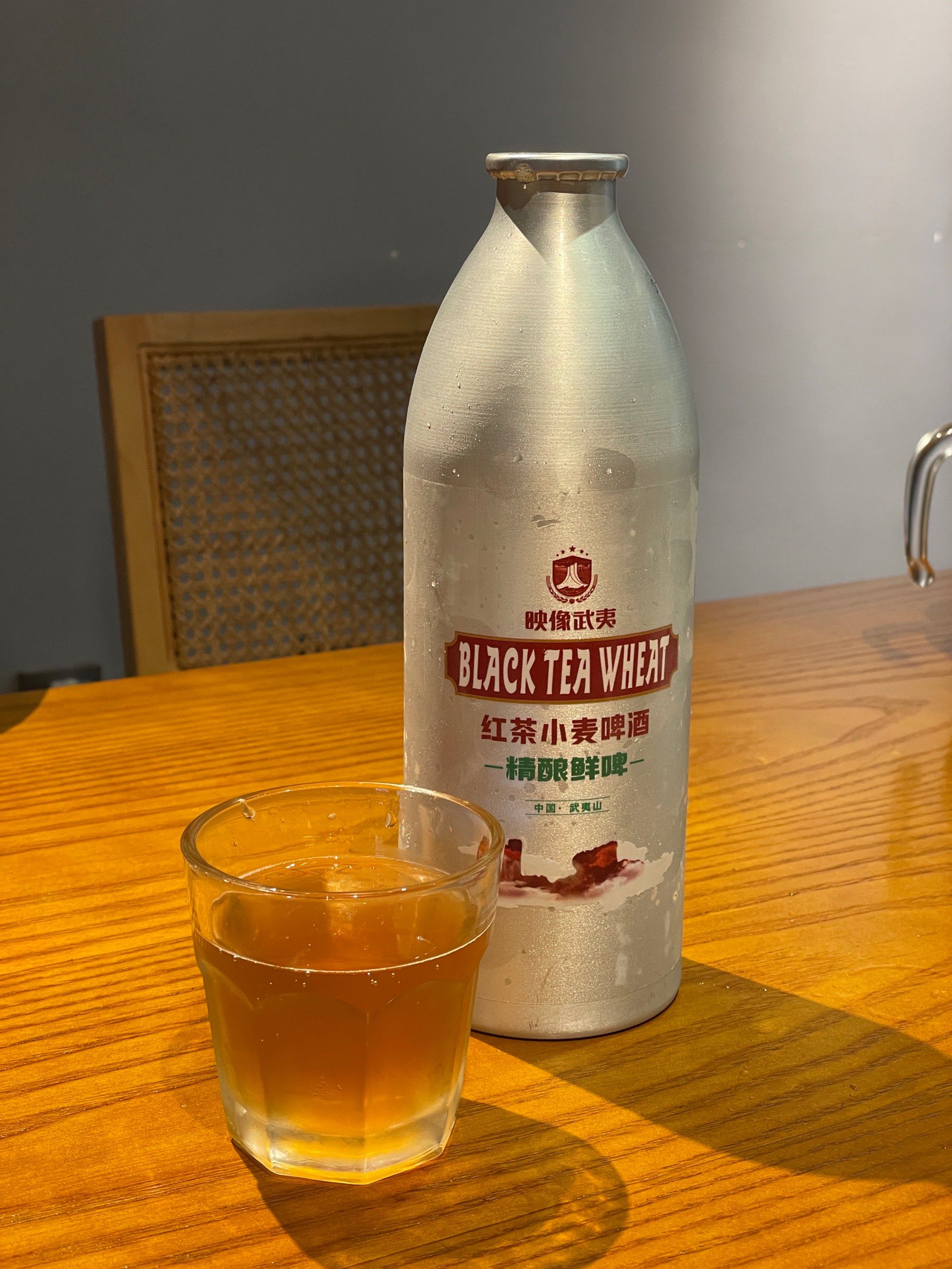 n#创作者赏金计划 
97来武夷山,首先品一品大红袍为原料的美食