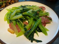 -潮界(凯德晶萃店)