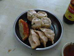 -黄阿姨锅贴大王(万航渡路店)