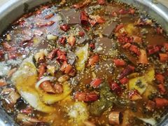 酸菜鱼-黑皮酸菜鱼(绣花巷店)