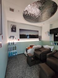 -U·NI SALON 造型