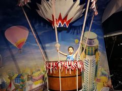 -彩虹云霄拜约克摩天塔