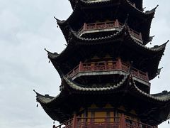-龙华寺