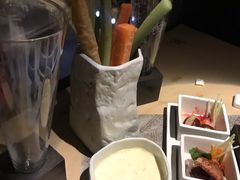 笔筒色拉-穹六人间 people 6(岳阳路店)