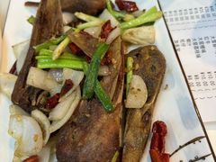 -老鄞江清水龙虾•赵赵家(江北店)