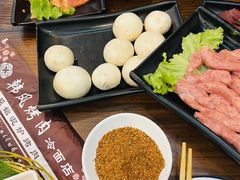 -韩风烤牛肉冷面店