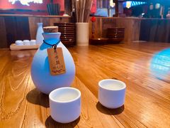 -先启半步颠小酒馆(白麓里店)
