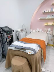 -花系美·美甲美睫精品店