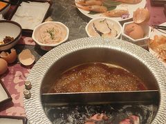 -牛YO寿喜烧·铁板烧和牛火锅自助(市府恒隆店)