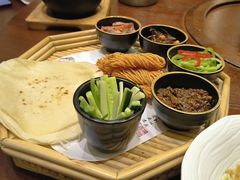 -唐山宴百姓府邸院落中餐