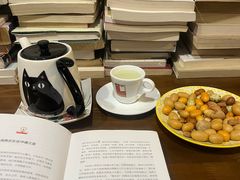 -斯多格书乡(北京大学畅春园店)