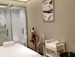 -香港倾城国际·美容美体中心