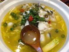 -川流不息·地道川菜·小龙虾(松东路店)