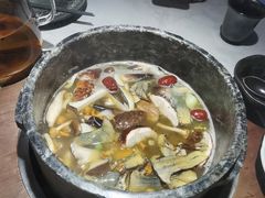 -芸山季·云南山珍菌火锅(人民广场来福士店)