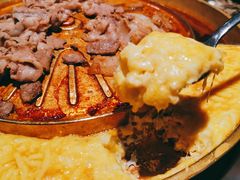 芝士煎蛋锅底-猪啊牛呀羊啊铜盘烤肉(正大广场店)