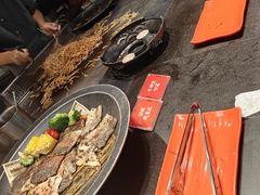 -四海一家自助餐(益田假日广场店)