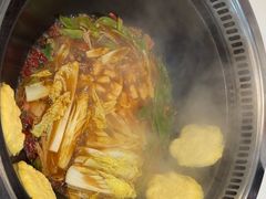 -哈尔滨烧烤·山河村铁锅炖(交大店)