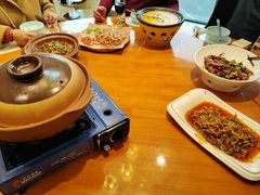 -有红鸡毛店·川菜(建设路店)