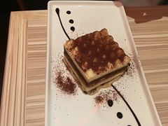 -必胜客(东大桥店)