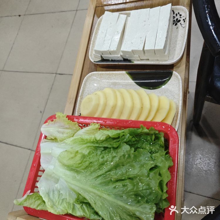 0元玩转这座城 今天点了一个美蛙鱼的四人套餐
