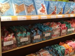 零售区-良品铺子(白云新世界店)