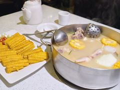 -肥仔文澳门猪骨煲(南京西路店)