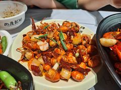 -巴厘龙虾·榜首油焖大虾(音乐学院·沿江酒馆店)