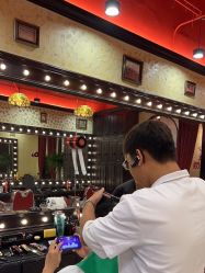 -东方先生国潮男士理发馆