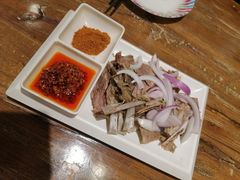 -清真·玛丽亚新疆菜主题餐厅(浙江中路店)