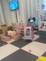 -卡通尼乐园(五彩世界店)