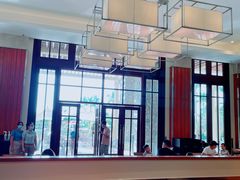 -亚龙湾希尔顿自助餐厅·海鲜·烧烤·沙滩BBQ·现场乐队