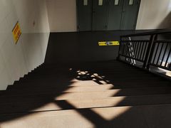 -武汉华夏国际影城(鲁广店)