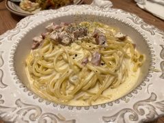 -玛格萝妮比萨屋(四平店)
