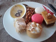 -圣丰索菲特·2 On 988 Café 自助餐厅